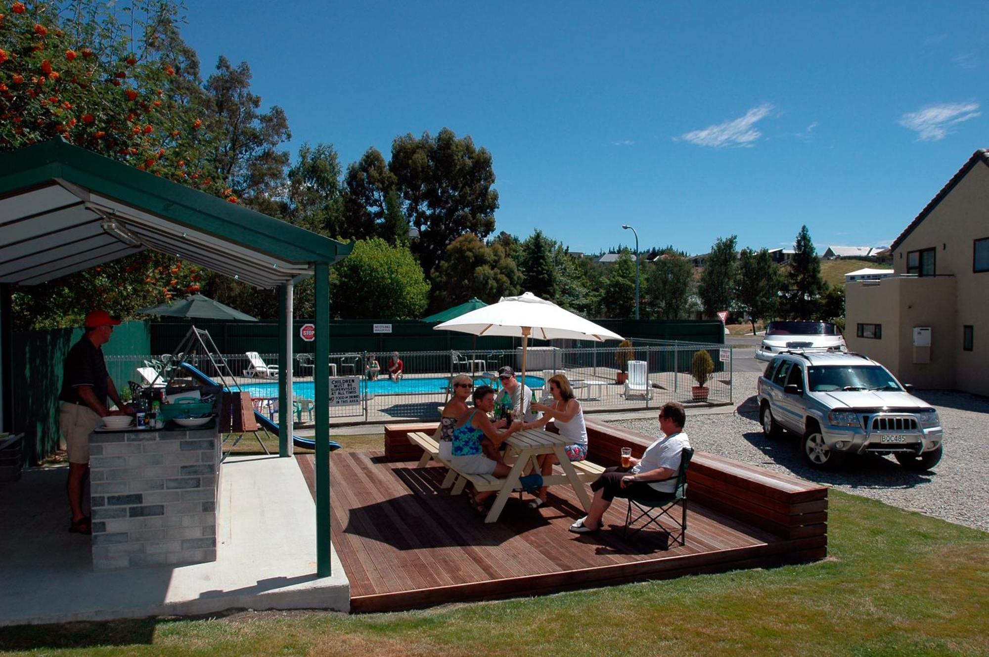 Fairway Motel & Apartments Wanaka Kültér fotó